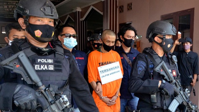 Pelaku penusukan dinyatakan terbukti melakukan penganiayaan terhadap Alm. Syekh Ali Jaber di Lampung.