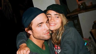 Jadi Ayah, Robert Pattinson Ajak Anak Pertama Jalan-jalan di LA