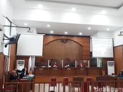 Video Sidang Tuntutan Brigadir AM Atas Tewasnya Mahasiswa Kendari Ditunda