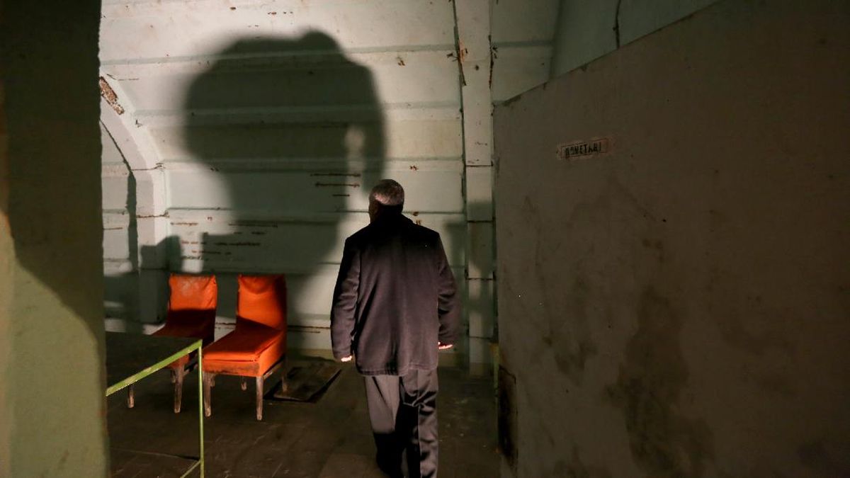 Paranoia Ramalan Akhir Dunia dalam Bungker Kuno Albania
