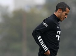 Rumor Transfer: Thiago Selangkah Lagi Gabung Liverpool