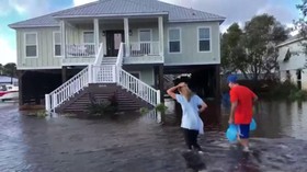 VIDEO: Diterjang Badai Sally, Florida dan Alabama Kebanjiran