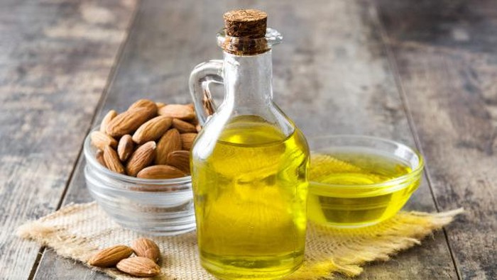4 Manfaat Almond Oil untuk Kulit Wajah