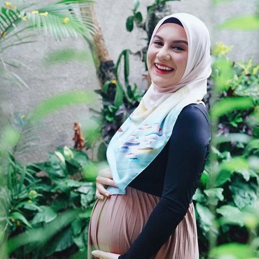 Ketahuan Lepas Hijab, 3 Artis Ini Dapat Banyak Kritikan