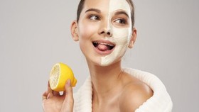 Cara Bikin Masker dari Madu dan Lemon, Wajah Cerah dan Bebas Jerawat