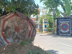 Rumah Warga Kota Madiun Juga Jadi Sasaran Lempar Batu Diduga Oleh Pesilat