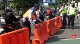VIDEO: Cegah Covid-19, 5 Ruas Jalan Bandung Buka-Tutup