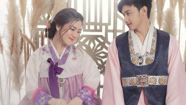 Foto Prewedding Caesar Hito dan Felicya Angelista Pakai ...