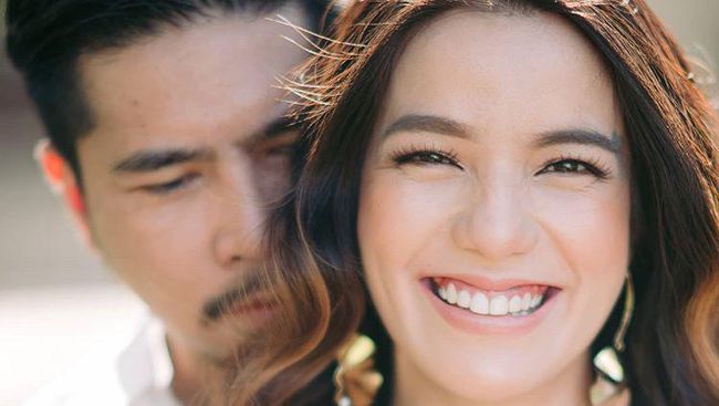Maternity Shoot Sheila Marcia, Makin Glowing dengan Baby Bump!