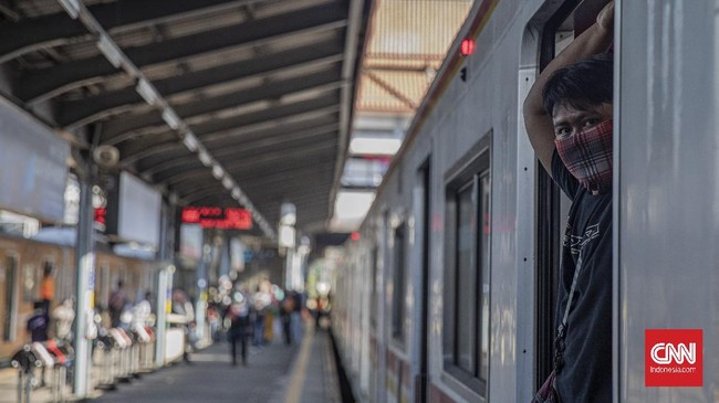 Kemenhub menyatakan KRL Solo-Yogyakarya bakal beroperasi komersial pada Februari ni. Proyek itu menelan investasi Rp1,2 triliun. 