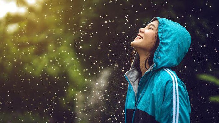 Sebentar Lagi Musim Hujan Nih! Yuk Cari Minuman yang Cocok Untuk Temani Musim Hujan