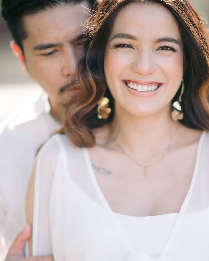 7 Potret Romantis Sheila Marcia Maternity Shoot Anak ke-4 Bareng Suami