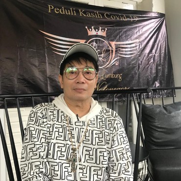 Pengakuan Adjie Notonegoro Pindah Agama