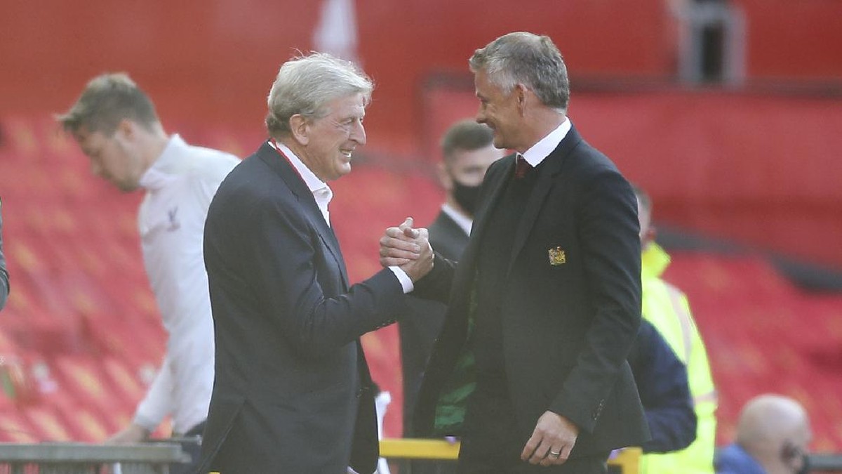 FOTO: MU Kalah di Hadapan Sir Alex Ferguson