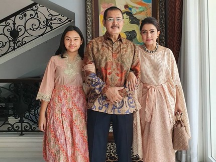 Bambang Trihatmodjo Dicekal, Potret Mayangsari & Anak Gadisnya jadi Sorotan
