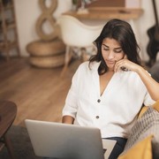 WFH Mungkin Makin Panjang, Bikin Kamar Lebih Nyaman dengan Interior Ini