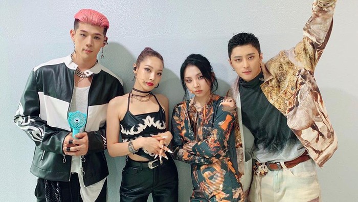 4 Hal Ini Jarang Terlihat di Dunia K-Pop, Apa Saja?