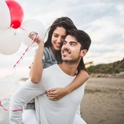 7 Rekomendasi Kado Anniversary untuk Pasangan