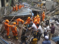 2 Orang Tewas Akibat Bangun Runtuh Timpa Rumah di Brasil