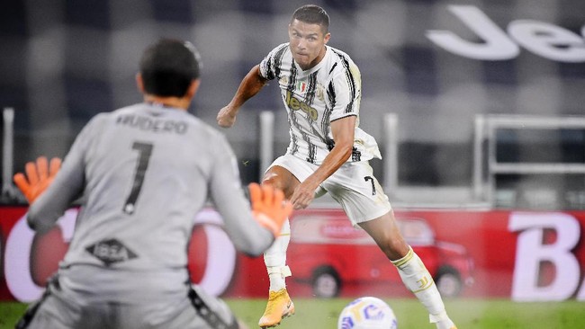 Andrea Pirlo menyebut seharusnya Juventus bisa mencetak lebih banyak gol di babak pertama melawan Sampdoria.
