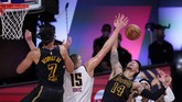 FOTO: Buzzer Beater Davis Bawa Lakers Unggul 2-0 Anthony Davis melakukan buzzer beater dan membawa LA Lakers menang 105-103 atas Denver Nuggets di gim kedua final wilayah barat.