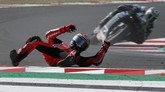 FOTO: Vinales Bikin MotoGP 2020 Semakin Rumit Maverick Vinales menang MotoGP Emilia Romagna 2020 dan membuat persaingan gelar juara dunia MotoGP 2020 semakin rumit.