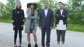 Sinopsis Schitt's Creek, Cerita Keluarga Tajir Mendadak Kere