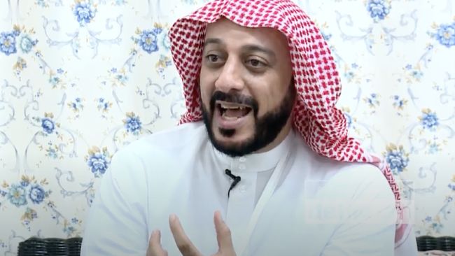 During Life, This Is How Sheikh Ali Jaber Takes Care Of His Wife’s Feelings