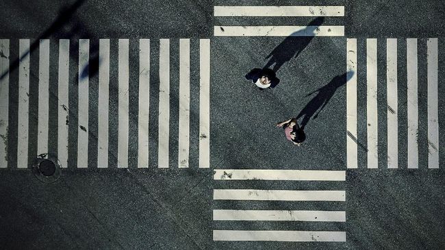 Alice in Borderland, serial baru Jepang hasil adaptasi novel grafis Imawa no Kuni no Alice karya Haro Aso, akan tayang di layanan streaming pada 10 Desember.