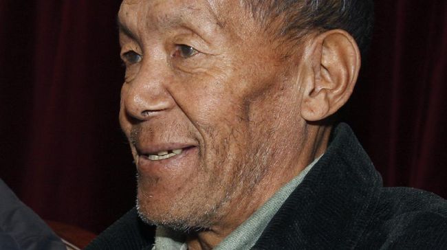 Ang Rita Sherpa, orang pertama yang mendaki Gunung Everest sebanyak 10 kali tanpa tabung oksigen, meninggal karena sakit pada hari Senin (21/9)