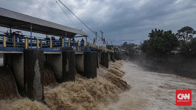 Kementerian PUPR menganggarkan Rp4,5 triliun untuk program penanggulangan banjir pada tahun ini.