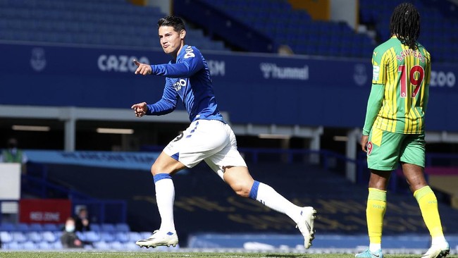 Bintang Everton James Rodriguez bisa memanfaatkan keroposnya pertahanan Manchester United saat kedua tim bertemu di Liga Inggris.
