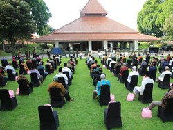 Tegakkan Protokol Kesehatan, Bupati Anas Libatkan Takmir Masjid