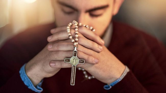 Susunan doa rosario katolik lengkap