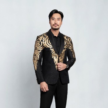 Jevier Justin, Presenter Tampan yang Pernah Jadi Pengacara