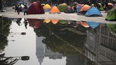 FOTO: Demonstran Meksiko Berkemah Tuntut Presiden Mundur Sekitar 1.500 demonstran berunjuk rasa mendesak Presiden Meksiko, Lopez Obrador, mundur.