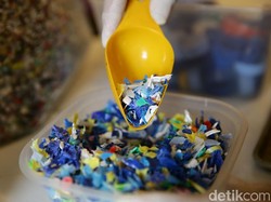 Perusahaan Kenya Daur Ulang Plastik Jadi Perabotan Cantik