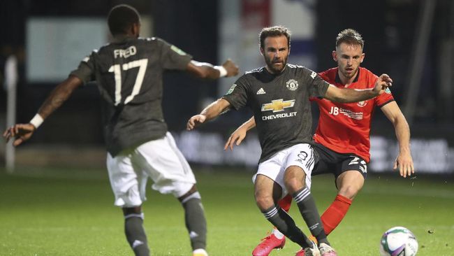 Hasil Lengkap Piala Liga Inggris: MU Hajar Luton 3-0 Manchester United mengalahkan Luton Town 3-0 di babak ketiga Piala Liga Inggris, Rabu (23/9) dini hari WIB. Berikut hasil lengkap Piala Liga Inggris.
