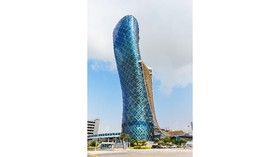 Pencakar Langit Meliuk yang Hampir Runtuh di Abu Dhabi