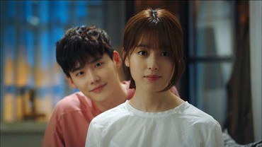 'W: Two Worlds' Eps.9, Kang Chul Tak Mengenali Yeon Joo