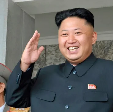 Badan Kurus & Ada Perban Misterius di Kepala, Kim Jong Un Kritis?