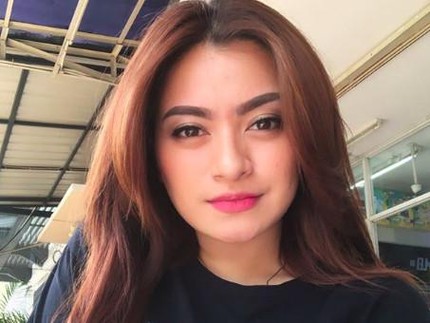 5 Fakta Nathalie Holscher, Wanita yang Jadi Mualaf Ditemani Sule