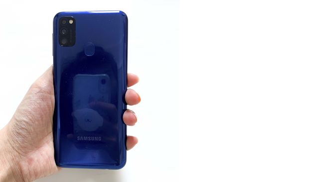 Menjajal Samsung Galaxy M21 Baterai Badak Kamera 48mp