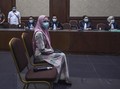 Bergamis, Jaksa Pinangki Tampil Beda Hadiri Sidang Perdana