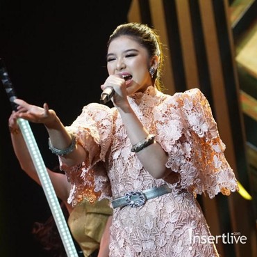 Tiara, Rizky Febian, hingga Andmesh Warnai Panggung HUT Insert ke-17