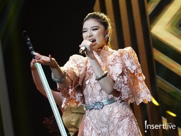 Tiara, Rizky Febian, hingga Andmesh Warnai Panggung HUT Insert ke-17