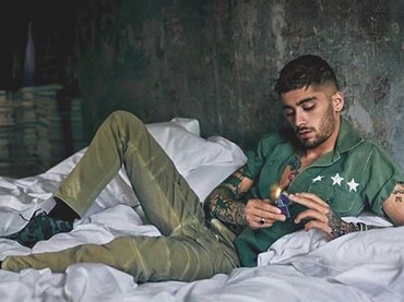 Masih Berduka, Zayn Malik Tunda Tur Amerika Usai Liam Payne Tiada