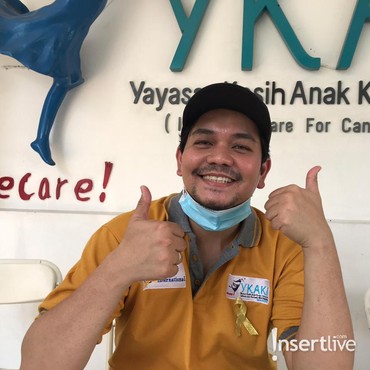 Kesetiaan Indra Bekti Demi Temani Istri Berobat