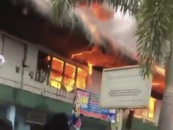Asrama Ponpes MTI Kapau Agam Terbakar, Santri Histeris
