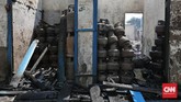 FOTO: Puing-puing Kebakaran Pasar Cempaka Putih Jakarta Setidaknya 807 kios di Pasar Cempaka Putih, Jakarta Pusat, hangus dilalap api pada Kamis (24/9) pagi.